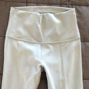 Lululemon cropped leggings